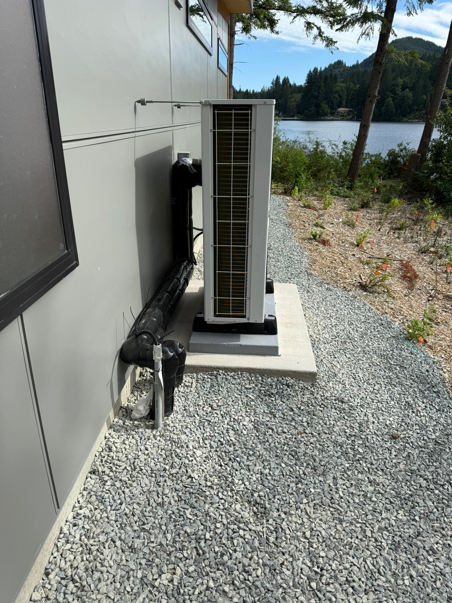 APOLLO Commercial Heat Pump - 72k btu / 6 ton - Air to Water - EVI Inverter DC technology