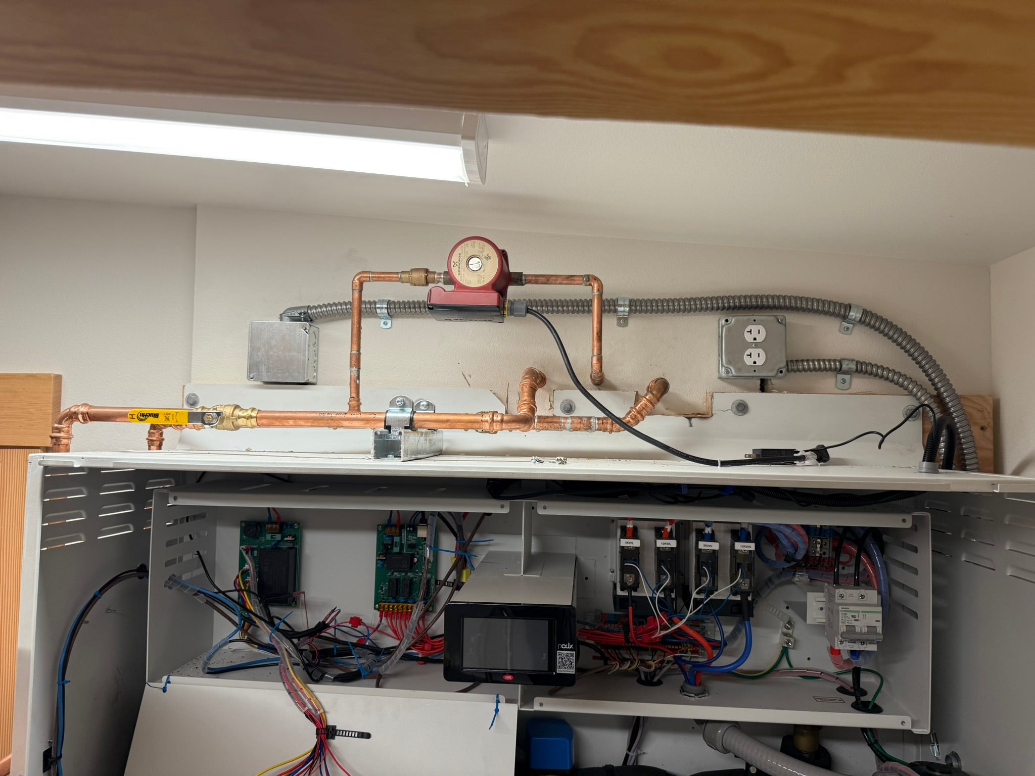 APOLLO Hydro Smart Station