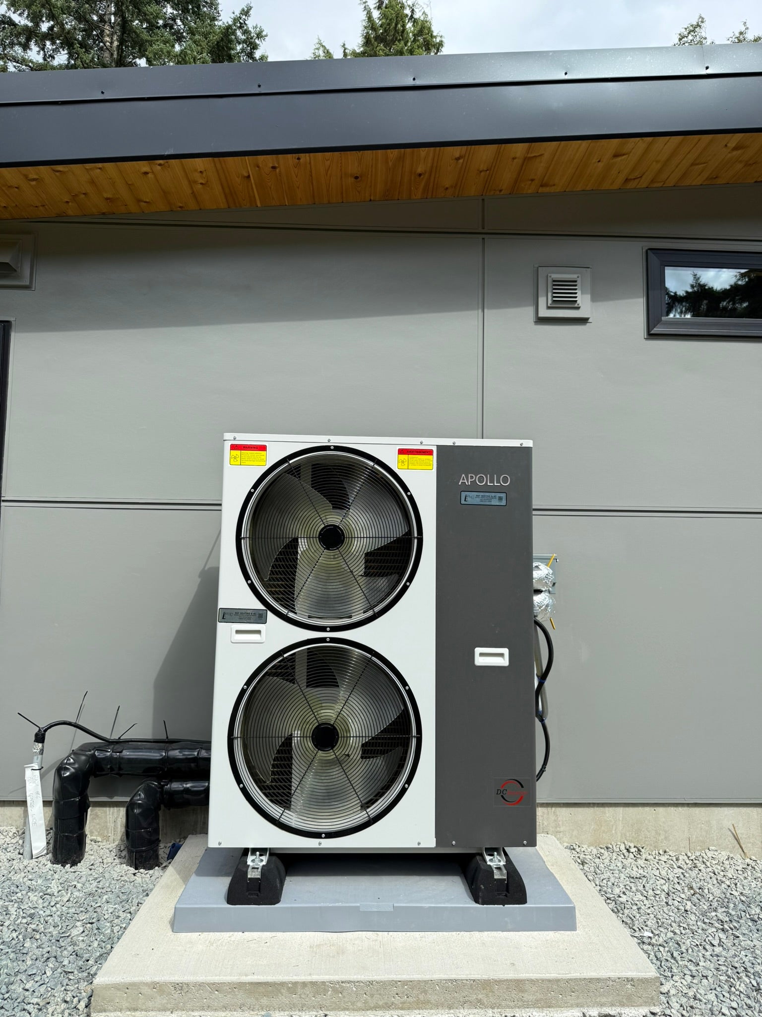 APOLLO Commercial Heat Pump - 72k btu / 6 ton - Air to Water - EVI Inverter DC technology