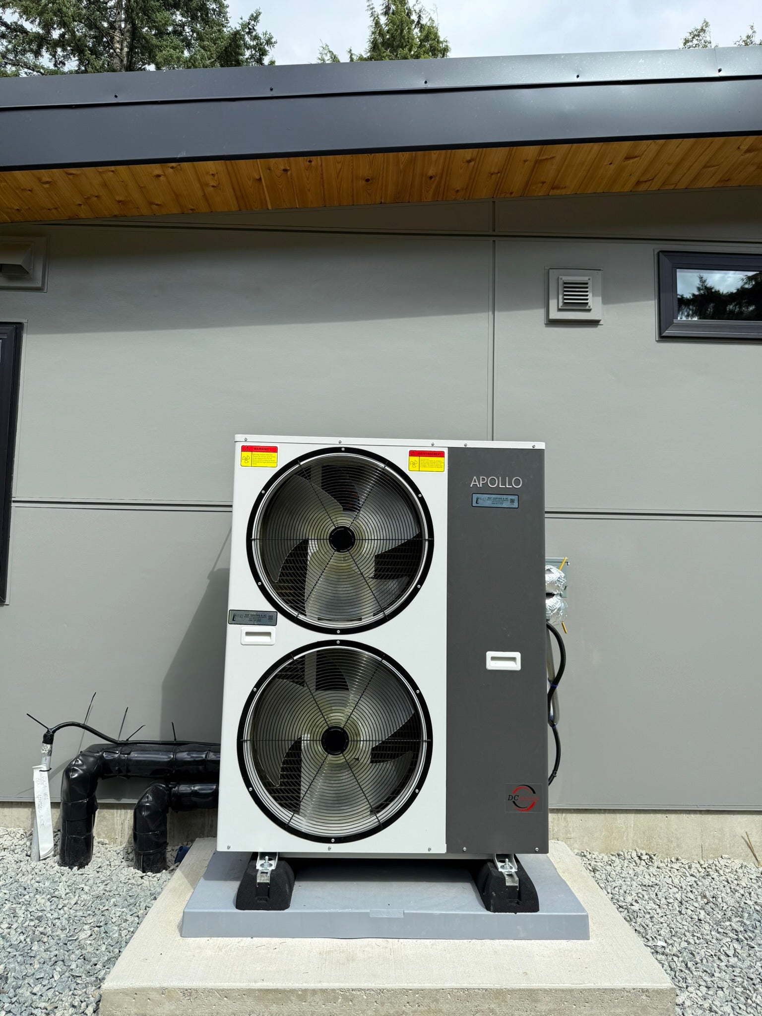 APOLLO Commercial Heat Pump - 72k btu / 6 ton - Air to Water - EVI Inverter DC technology
