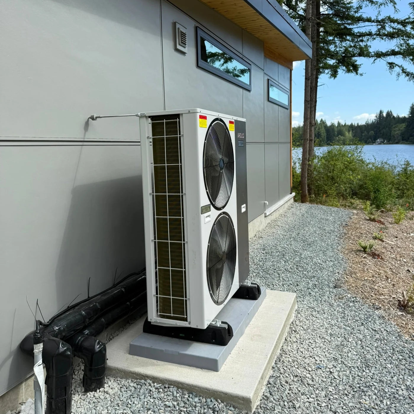 APOLLO Air-to-Water Heat Pump - 6 Ton - 72K BTU